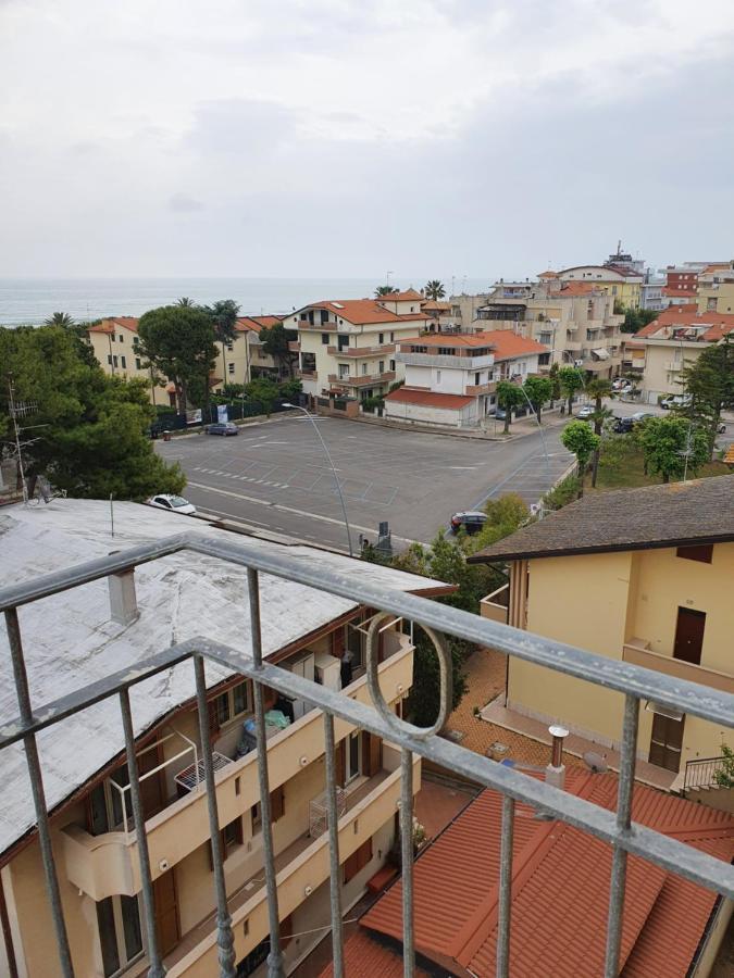 Residence Palazzo Sayonara Tortoreto Eksteriør bilde
