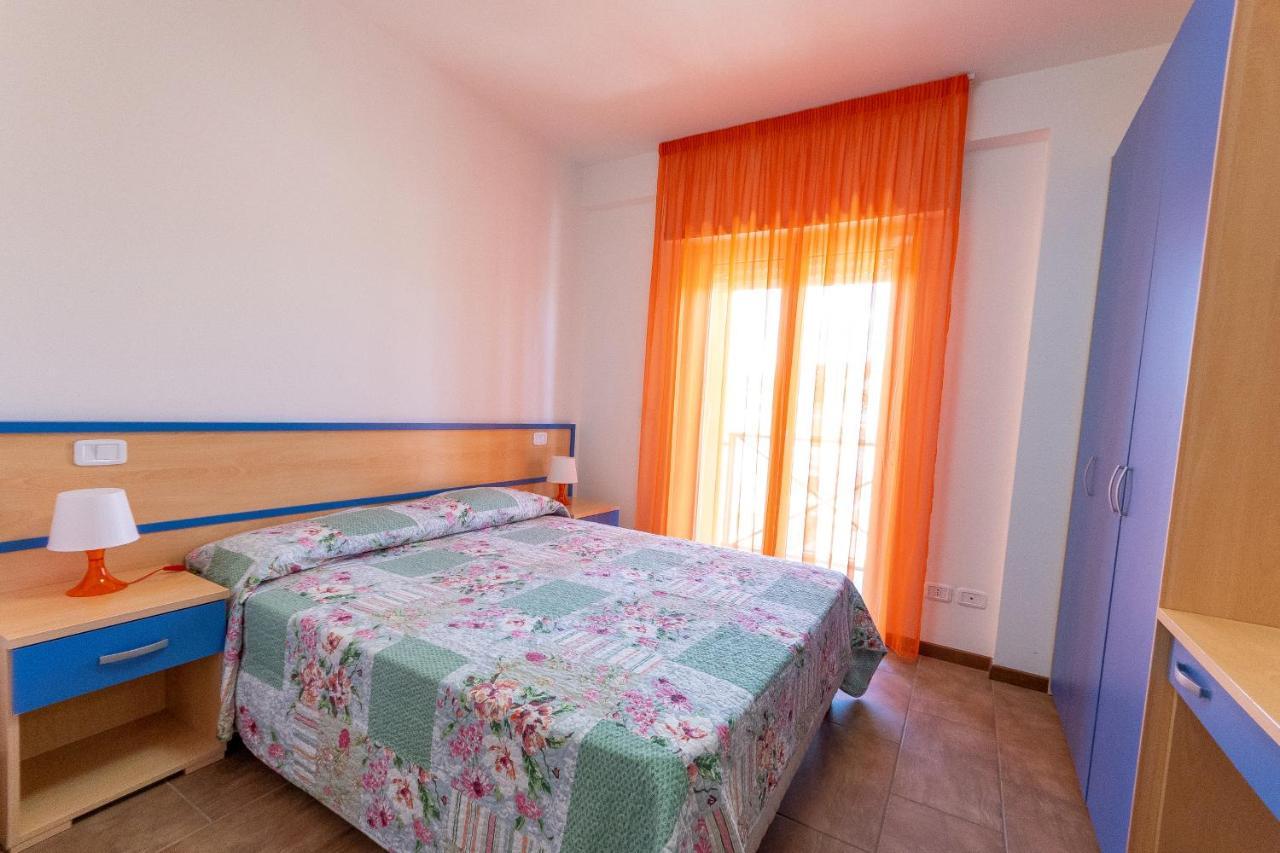 Residence Palazzo Sayonara Tortoreto Eksteriør bilde